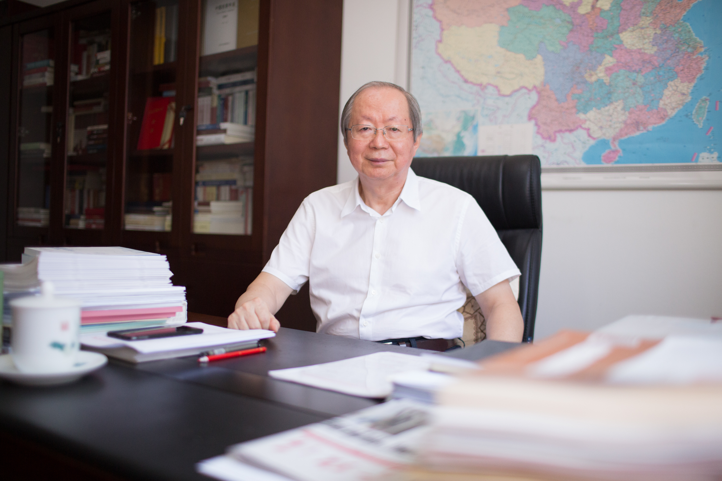 中國經(jīng)濟體制改革研究會會長、十二屆全國人大財經(jīng)委副主任委員、國家發(fā)展改革委原副主任彭森&nbsp; &nbsp;澎湃新聞記者 權(quán)義 圖